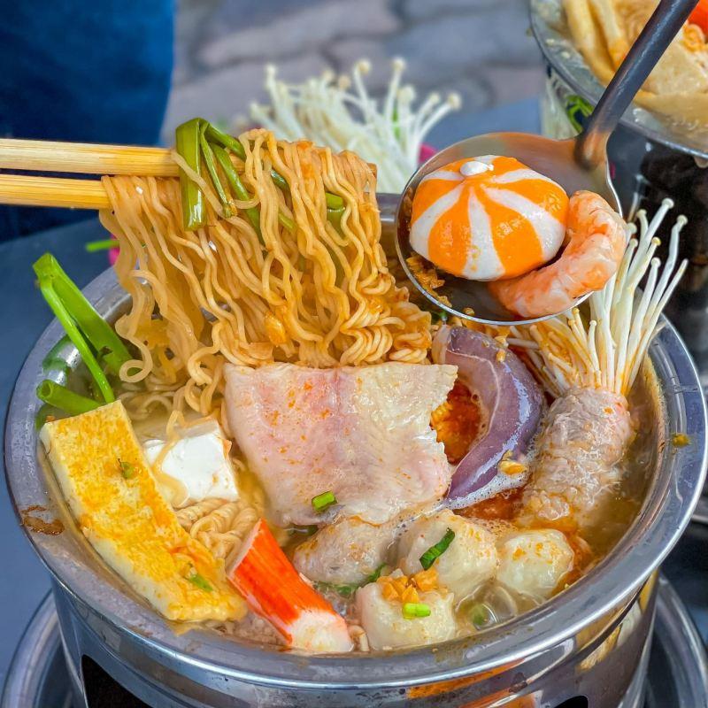 Top 10 điểm thưởng thức lẩu đáng trải nghiệm nhất tại Quảng Ngãi