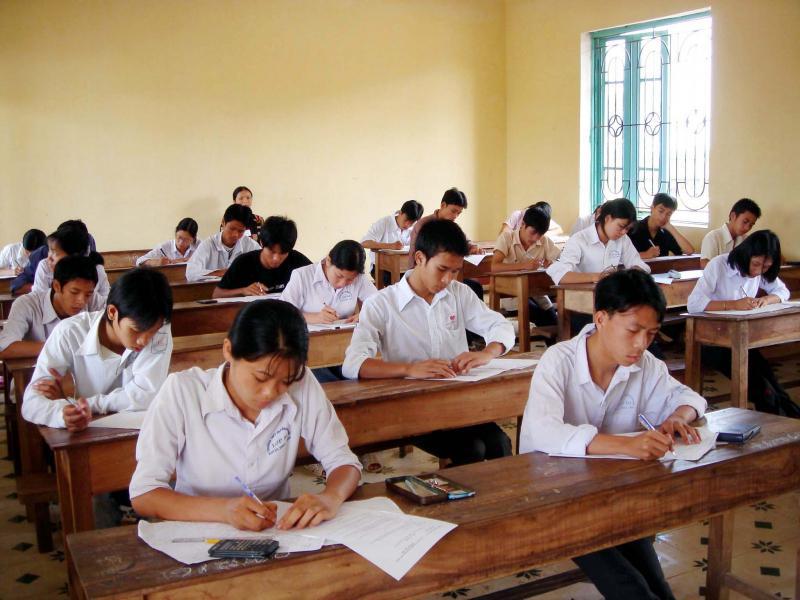 8 Chiến Thuật Khoanh Đáp Án Tiếng Anh THPT Quốc Gia - Bí Quyết Vượt Qua Điểm Liệt