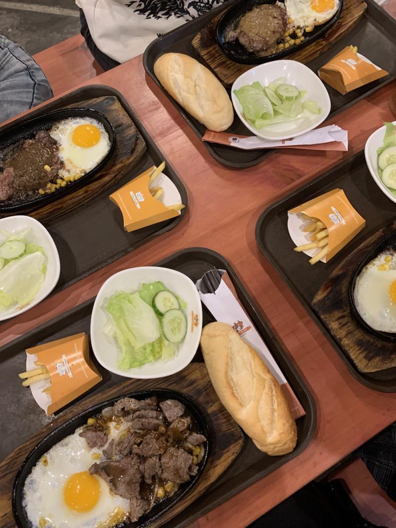Top 7 địa chỉ bánh mì chảo đáng thử nhất tại TP. Thủ Đức - Thiên đường ẩm thực đường phố
