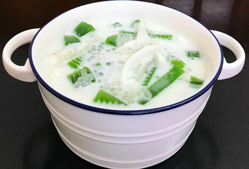 13 địa chỉ thưởng thức chè dừa non ngon tuyệt tại Hà Nội