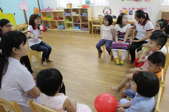 15 Bài thơ và đồng dao về loài vật dễ thuộc, dễ nhớ dành cho bé mầm non