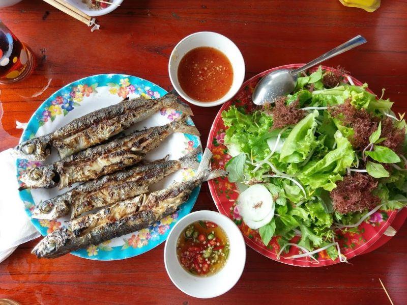 5 Địa chỉ đậm vị biển: Cá chuồn xanh nướng ngon nhất Quảng Nam