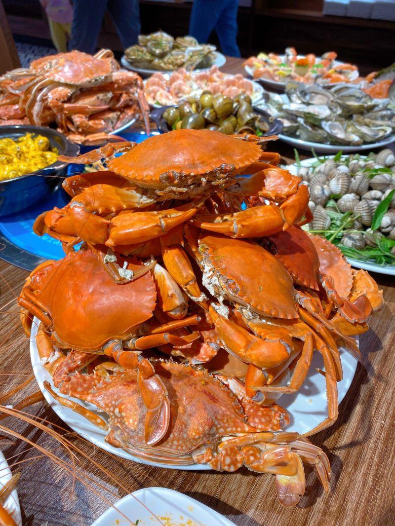 Top 3 thiên đường buffet hải sản 'ăn thả ga' cua ghé ngon nhất Hà Thành