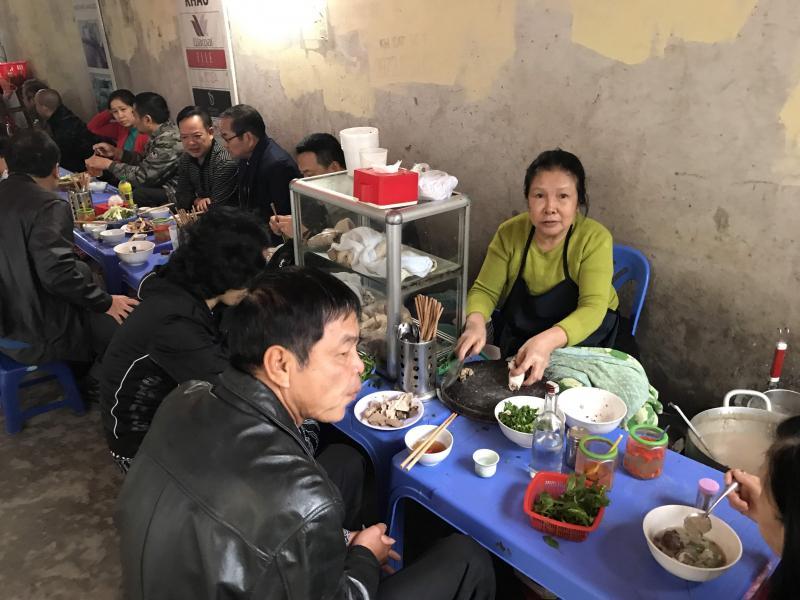 9 địa chỉ thưởng thức cháo ngon khó cưỡng tại Quận Đống Đa, Hà Nội