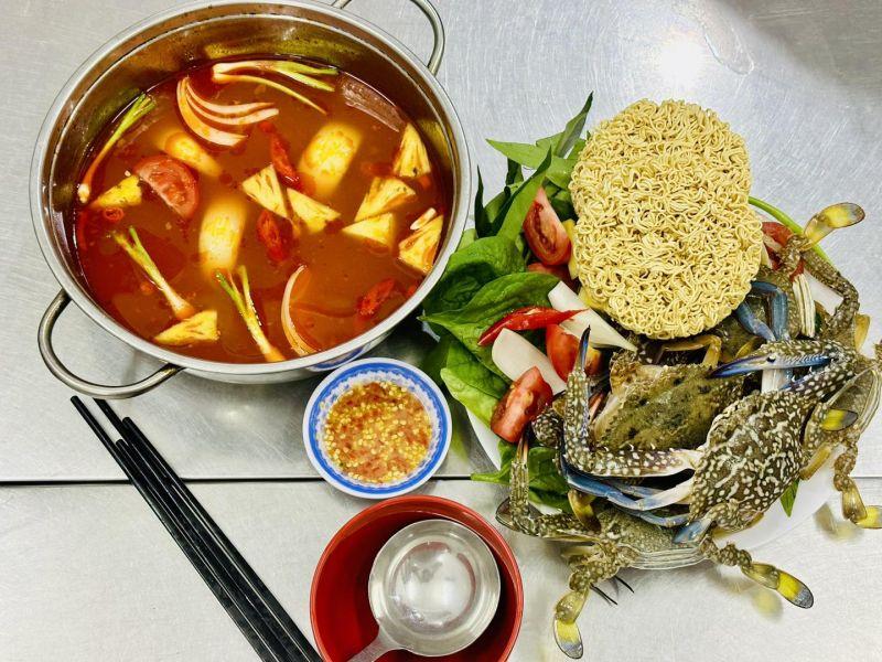 Top 10 địa điểm ẩm thực hải sản tươi ngon nhất tại thành phố biển Quy Nhơn, Bình Định