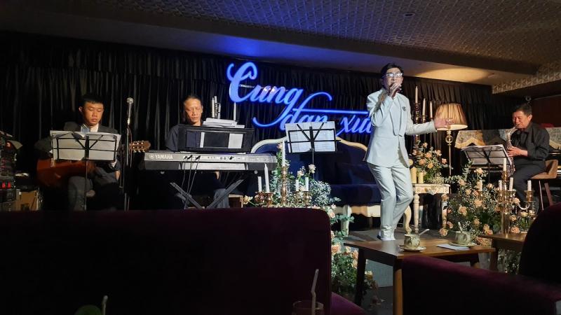8 Địa Điểm Cafe Acoustic Đà Lạt Đốn Tim Du Khách Bằng Giai Điệu Trầm Bổng
