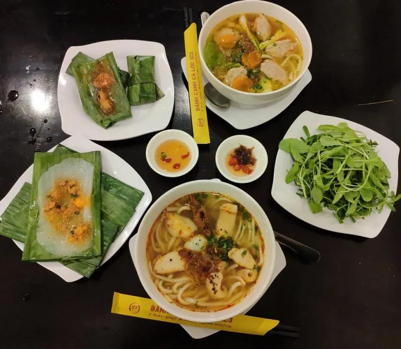 Top 8 địa chỉ thưởng thức bánh canh cá lóc đậm đà nhất Bình Dương
