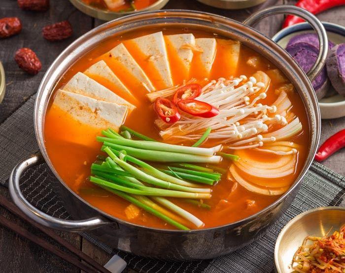 10 Công thức lẩu kim chi đậm đà chuẩn vị Hàn Quốc