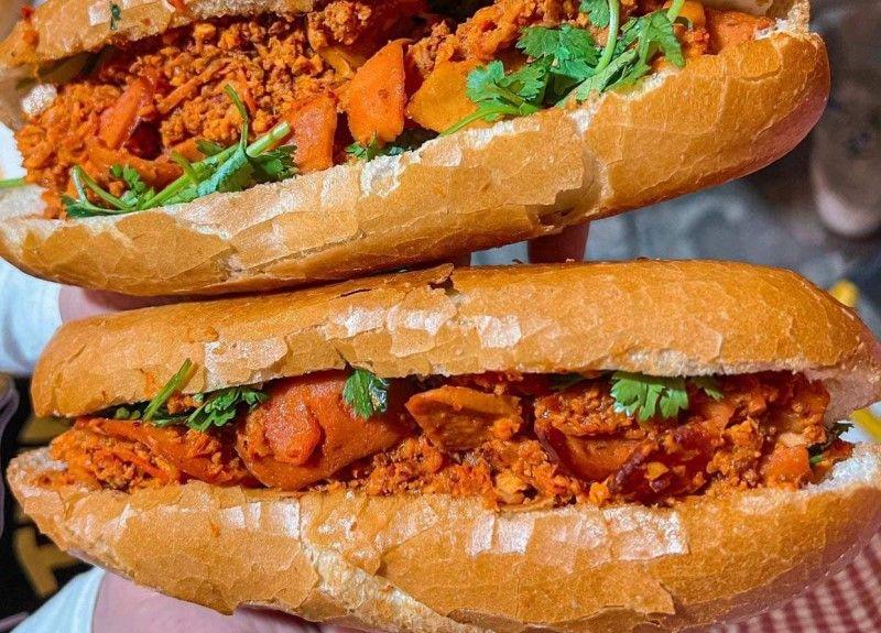 11 món bánh mì sáng tạo đầy hấp dẫn tại Hà Nội