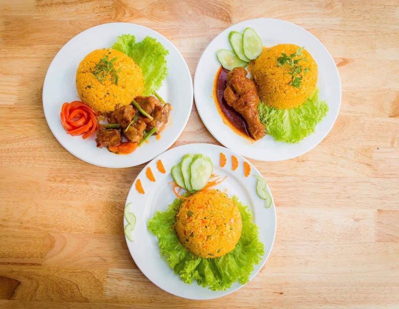 6 Địa chỉ cơm rang ngon nhất khu vực Chùa Láng, Hà Nội