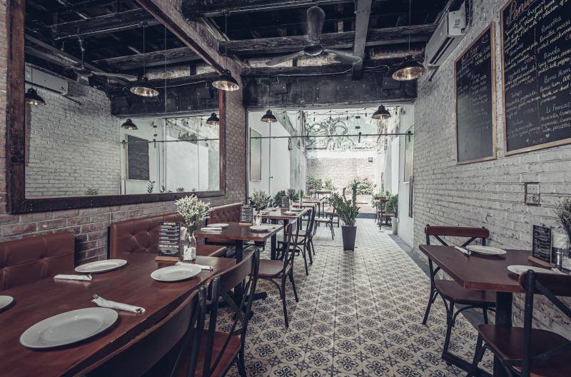 4 Địa chỉ ẩm thực đáng trải nghiệm nhất phố Hàng Bè - Tinh hoa ẩm thực giữa lòng Hà Nội
