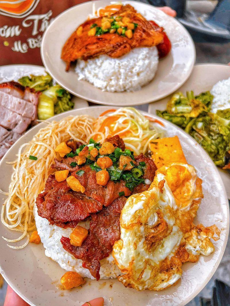 7 Địa chỉ ẩm thực không thể bỏ qua trên phố Đại Cồ Việt - Hà Nội