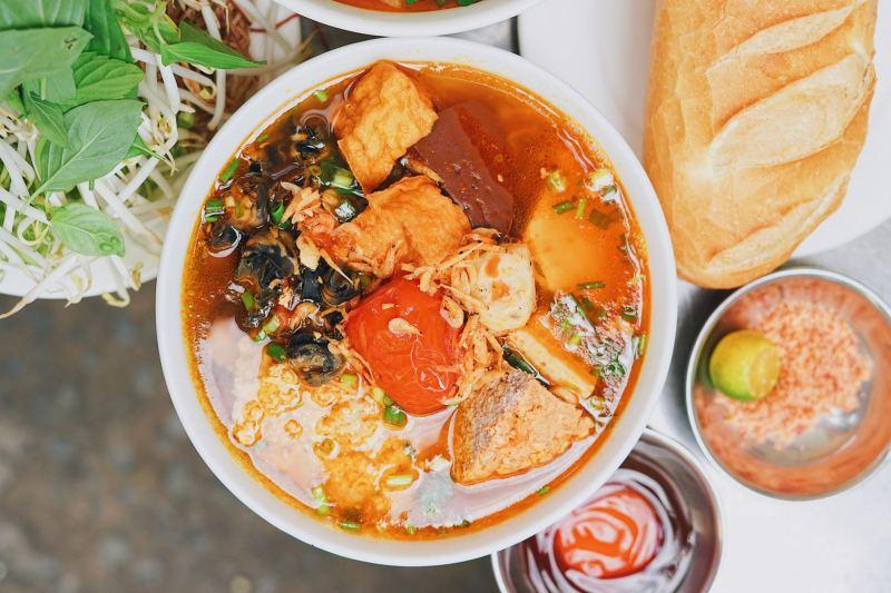 8 điểm đến ẩm thực đáng thử nhất trên phố Vũ Trọng Phụng, Thanh Xuân, Hà Nội
