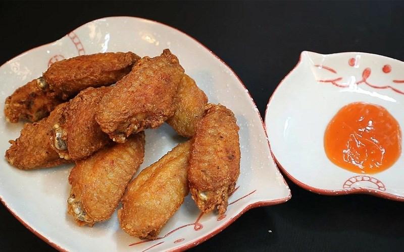 10 Công Thức Cánh Gà Chiên Đơn Giản Mà Đỉnh Cao Cho Bữa Cơm Gia Đình