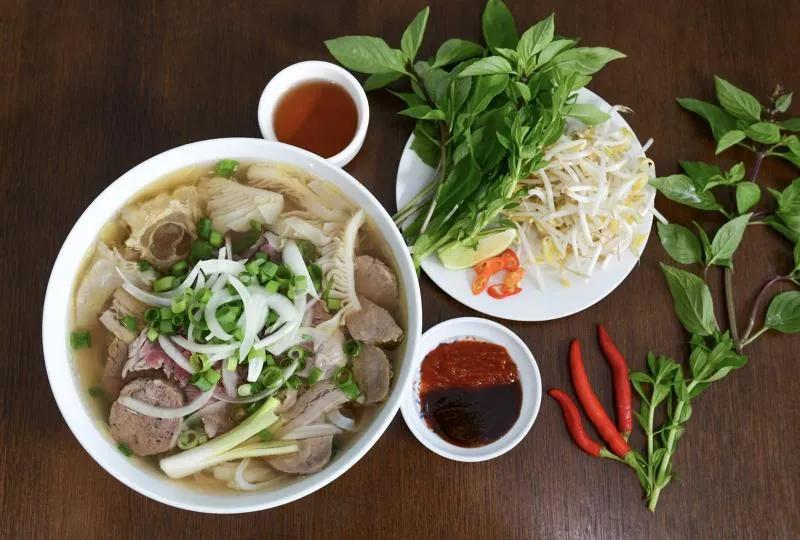 10 Món Ngon Khó Cưỡng Khi Đến Nha Trang