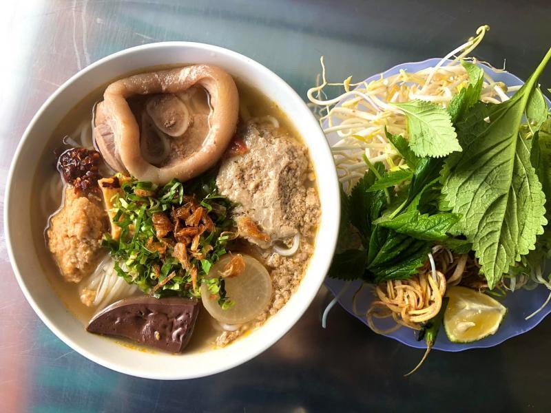 9 địa điểm thưởng thức bún riêu cua ngon - giá bình dân không thể bỏ qua tại Đà Lạt
