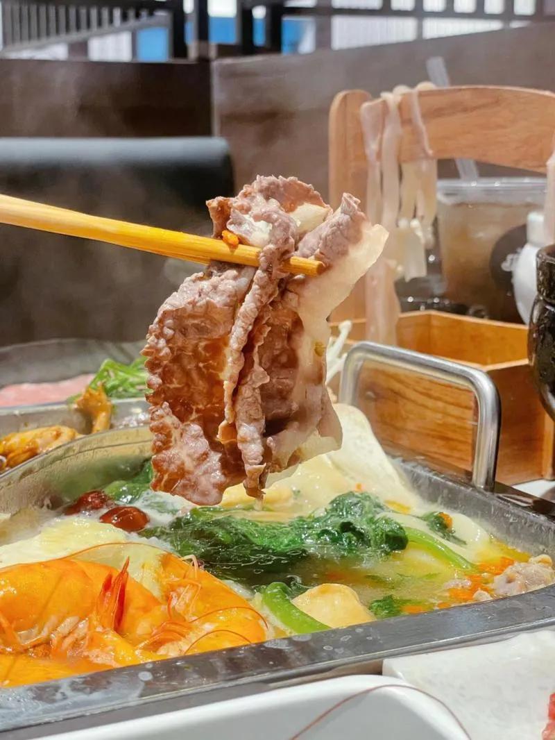 8 Địa chỉ ẩm thực đáng trải nghiệm nhất tại Quận Long Biên, Hà Nội