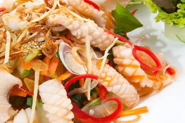 Top 10 Món Salad Mực Đặc Sắc - Hương Vị Biển Cả Quyến Rũ