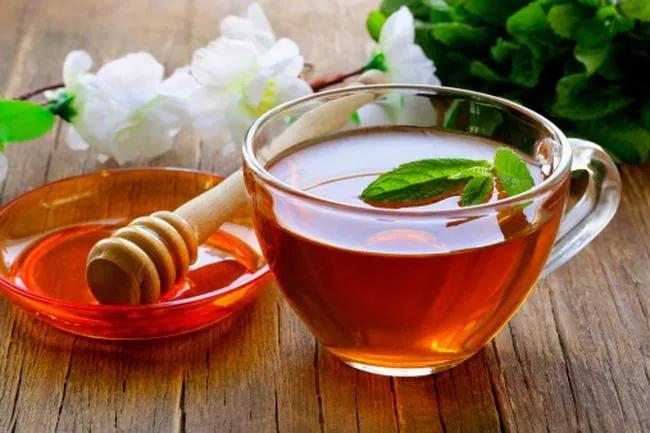 10 Bí quyết dân gian giảm đau bụng kinh an toàn và hiệu nghiệm