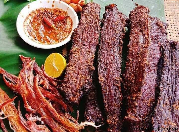 5 Địa điểm vàng thưởng thức thịt trâu gác bếp đạt chuẩn tại Hà Nội