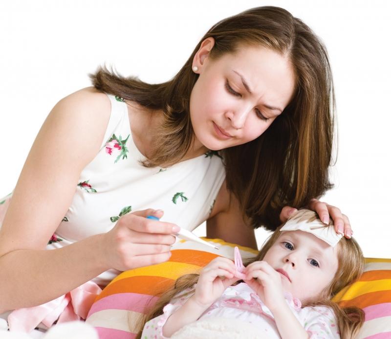 9 Sai Lầm Thường Gặp Khi Chăm Sóc Trẻ Bị Sốt Cao - Bố Mẹ Cần Biết