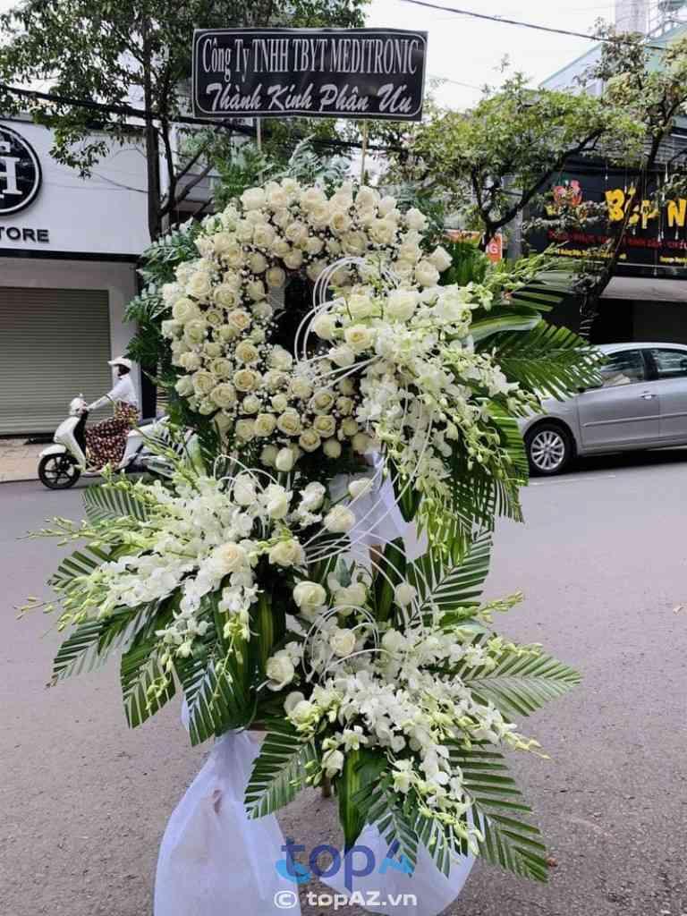 Top 3 địa điểm cung cấp hoa viếng tang lễ uy tín tại TP. Bà Rịa – Dịch vụ tận tâm, ý nghĩa
