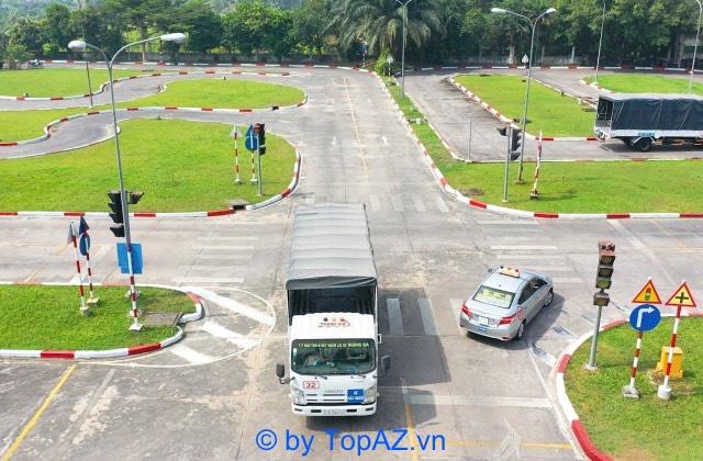 11 địa điểm đào tạo lái xe hạng B1,B2,C,D,E chất lượng nhất TP.HCM