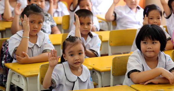 Top 16 Bài văn miêu tả chiếc bàn học ở lớp em (lớp 4) sâu sắc và đáng nhớ nhất