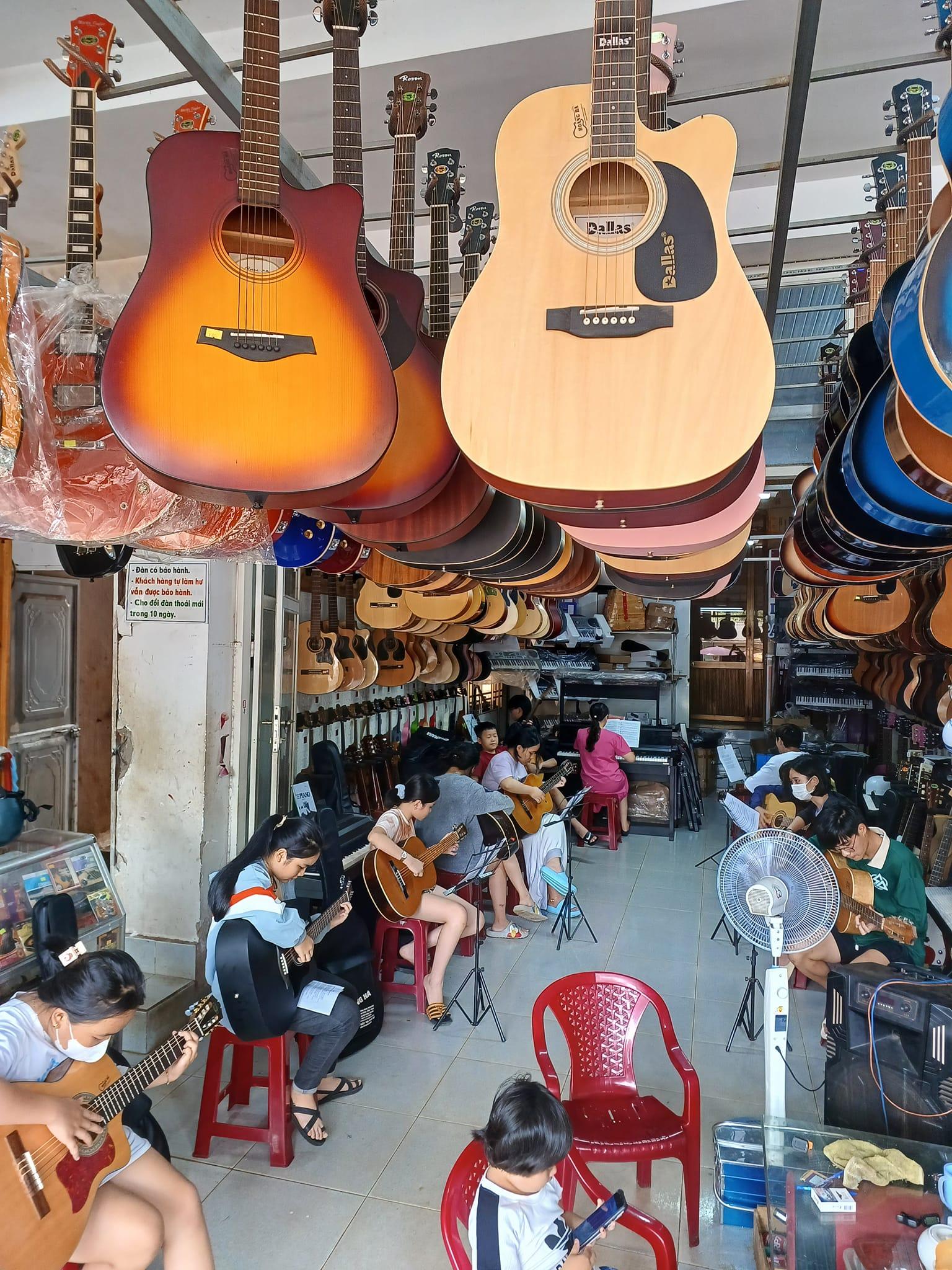 Khám phá 6 điểm đến vàng cho tín đồ nhạc cụ tại Gia Lai