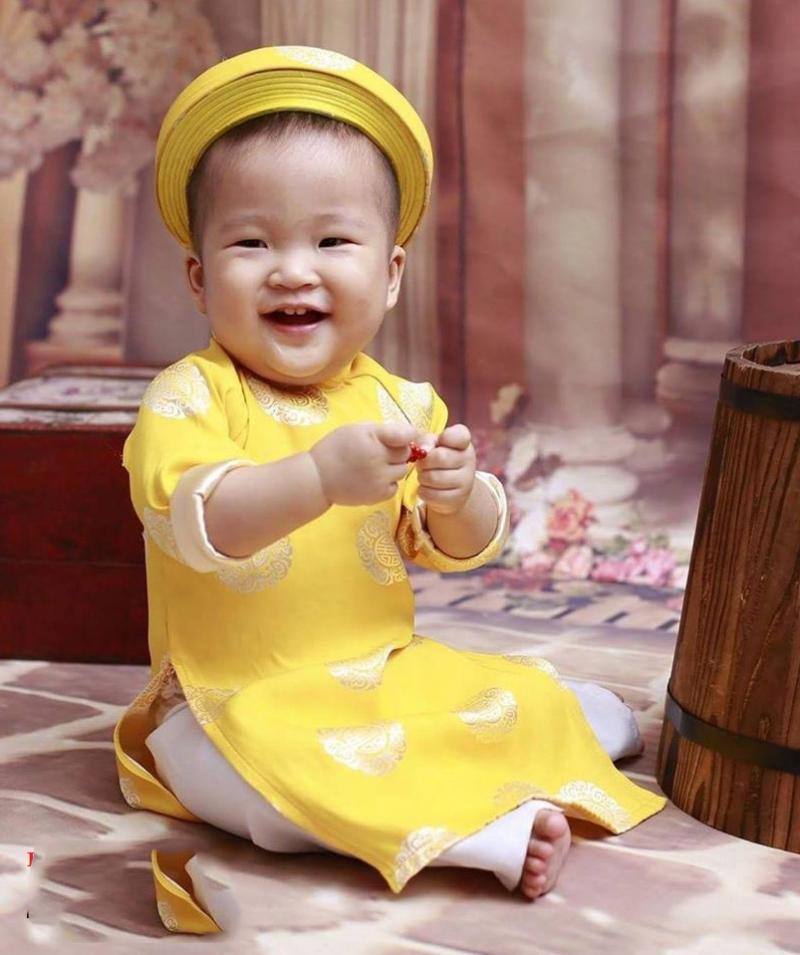 Top 20 Bài văn mẫu tả em bé độ tuổi tập đi, tập nói ấn tượng nhất (Dành cho học sinh lớp 5)