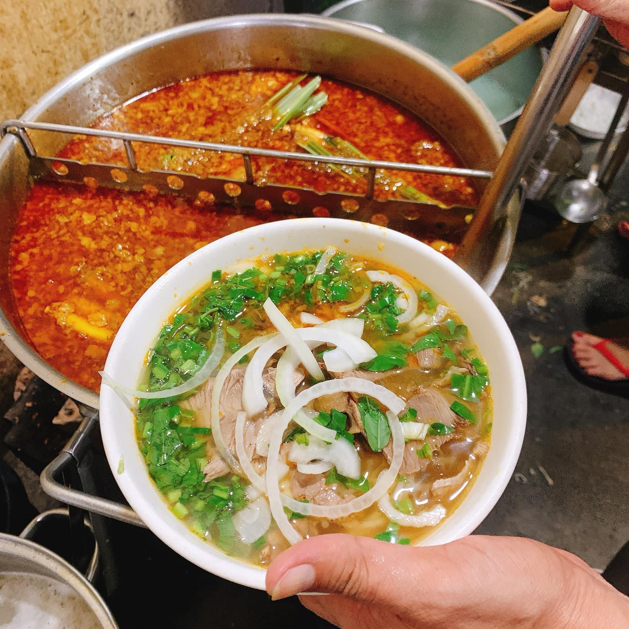 7 điểm đến bún bò Huế đình đám nhất Quận 6 - Hành trình khám phá hương vị cố đô