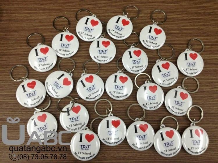 Top 10 công ty quà tặng doanh nghiệp cao cấp nhất TP.HCM - Đẳng cấp và chuyên nghiệp