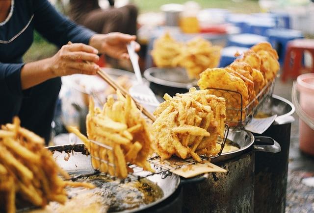 Top 3 món ăn vỉa hè thu hút lượng lớn thực khách tại TPHCM