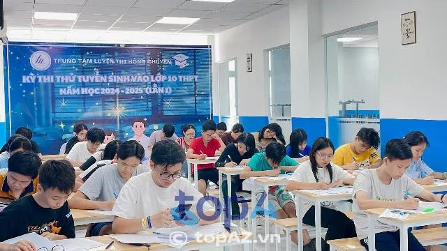 Hồng Chuyên – Điểm sáng luyện thi chất lượng cao bậc nhất TP.HCM