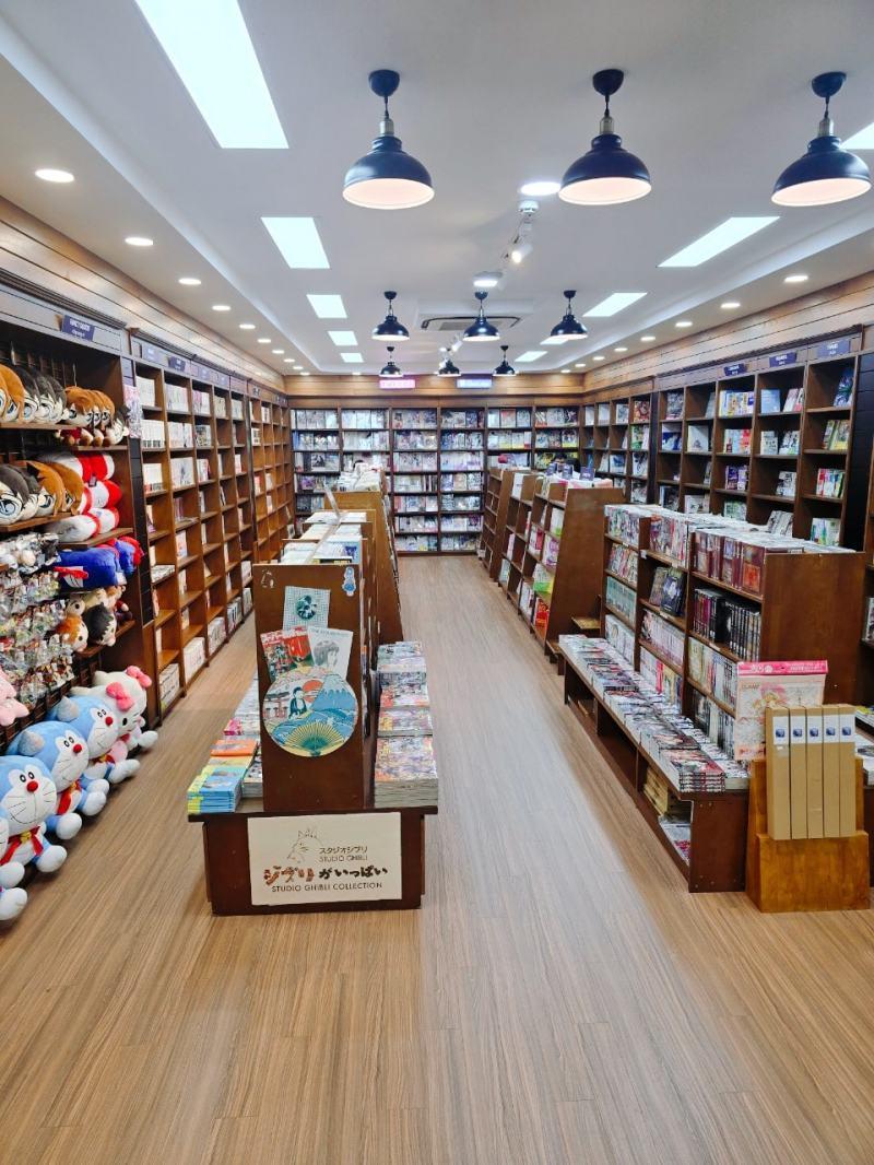 Top 8 Nhà sách đáng tin cậy tại Quận 1, TP. Hồ Chí Minh