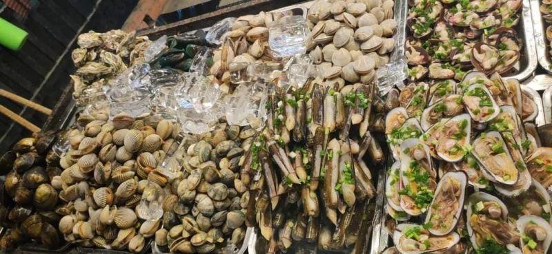 Khám phá top 5 nhà hàng buffet hải sản ngon nhất Bình Dương