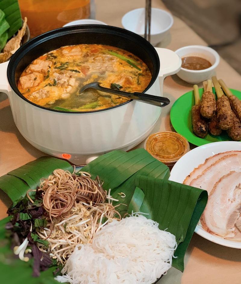 Khám phá 10 địa chỉ lẩu bò riêu cua ngon nhất Hà Nội