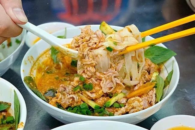 Top 4 quán hủ tiếu sa tế độc đáo, khó tìm ở Sài Gòn