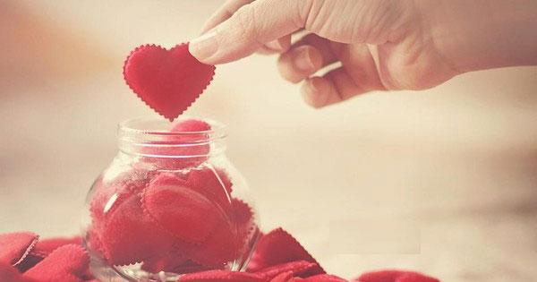 12 Áng Văn Cảm Động Về Sức Mạnh Của Sự Sẻ Chia Trong Đời Sống