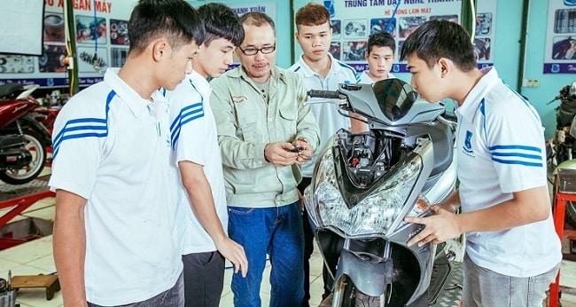 5 trung tâm đào tạo nghề sửa xe máy chất lượng và uy tín bậc nhất tại TP.HCM