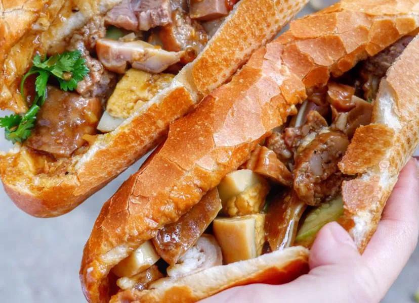 5 điểm đến bánh mì phá lấu đậm vị Sài Gòn - Khám phá hương vị đặc trưng khó quên