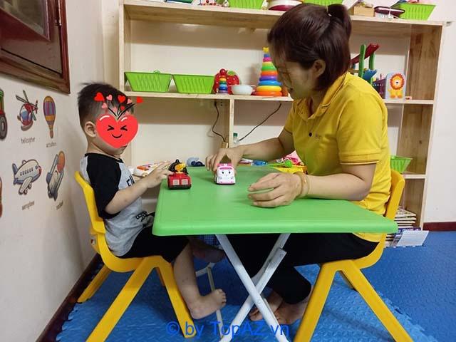 5 địa chỉ can thiệp sớm uy tín dành cho trẻ tự kỷ và bại não tại Hà Nội