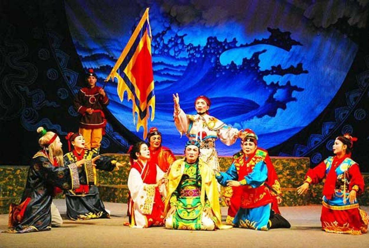 Top 6 bài soạn xuất sắc về "Nghệ thuật truyền thống của người Việt" (Ngữ văn 10 - SGK Kết nối tri thức)