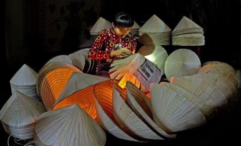 Top 9 dàn ý thuyết minh về chiếc nón lá chi tiết nhất