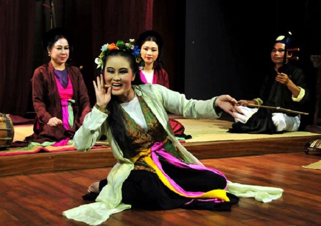 12 đoạn văn cảm nhận sâu sắc nhất về bi kịch tâm hồn Xúy Vân qua lớp chèo 'Xúy Vân giả dại' - Tác phẩm Ngữ văn 10 (SGK Kết nối tri thức)