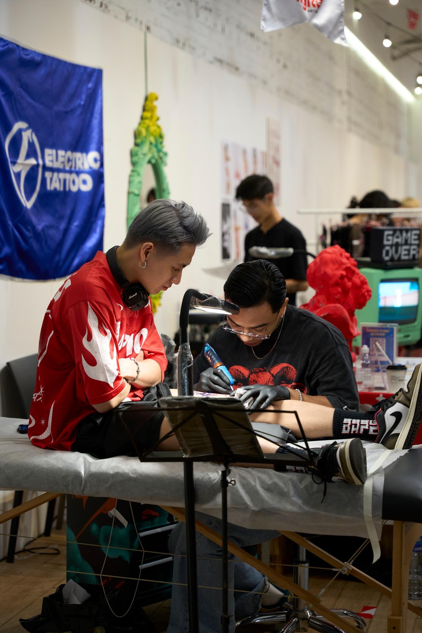 Khám phá Top 7 đánh giá chi tiết nhất về tiệm xăm Electric Tattoo Viet Nam