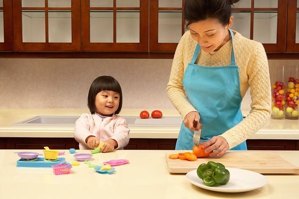 12 Dàn ý mẫu tả người trong hoạt động - Hướng dẫn chi tiết & sinh động