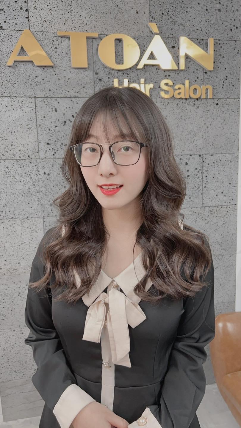 Top 10 địa chỉ salon uốn tóc chất lượng nhất quận Cầu Giấy, Hà Nội – Đẳng cấp và bền đẹp