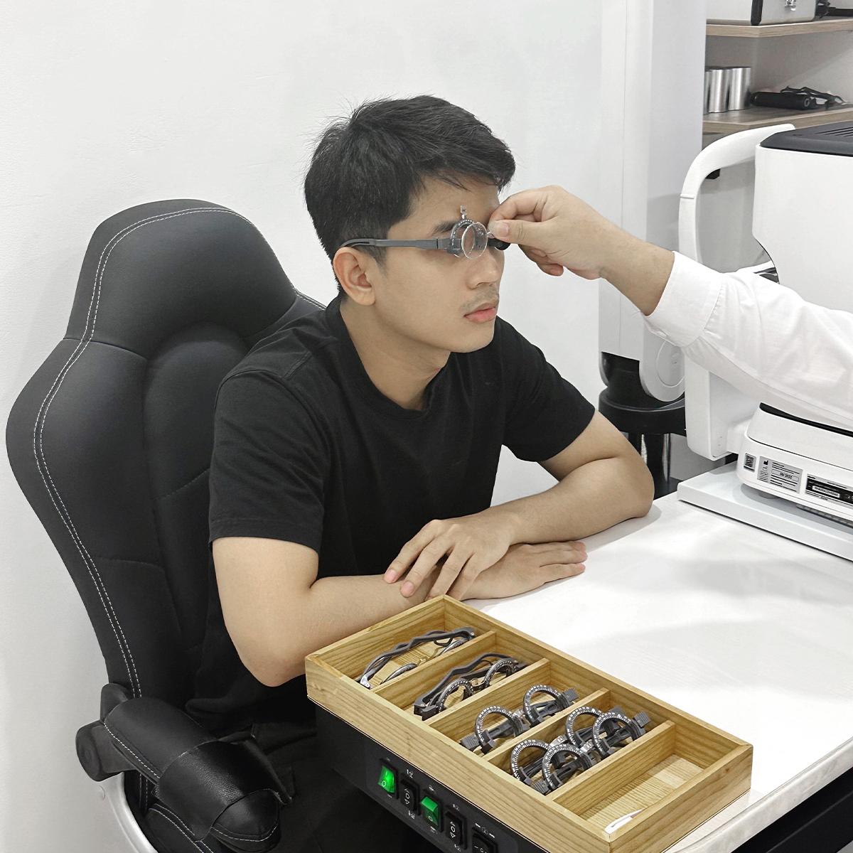 Top 10 cửa hàng kính thuốc nổi tiếng và uy tín nhất tại TP. HCM