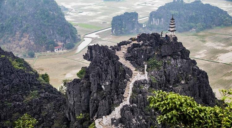 Top 6 địa điểm du lịch không thể bỏ qua tại Ninh Bình dịp Tết Nguyên Đán
